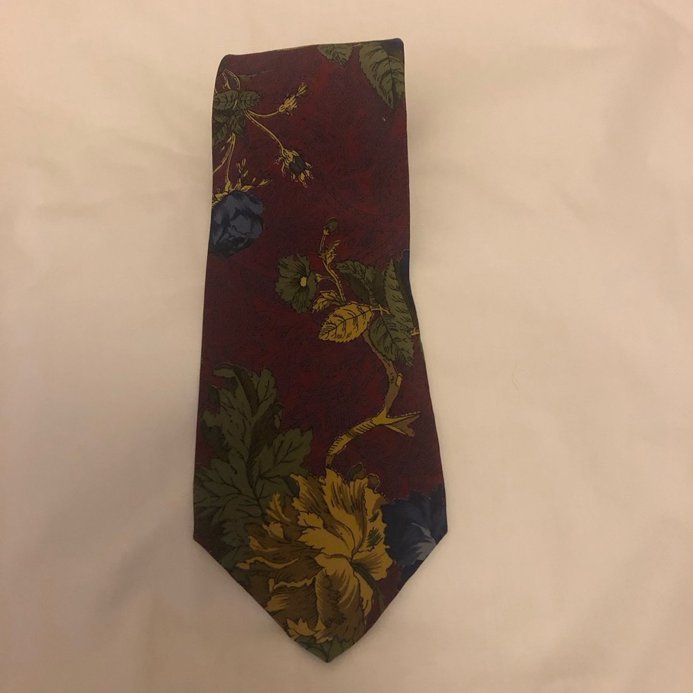 Torriani 100% Silk Floral, Vines and Branches Tie; Burgundy/Gold